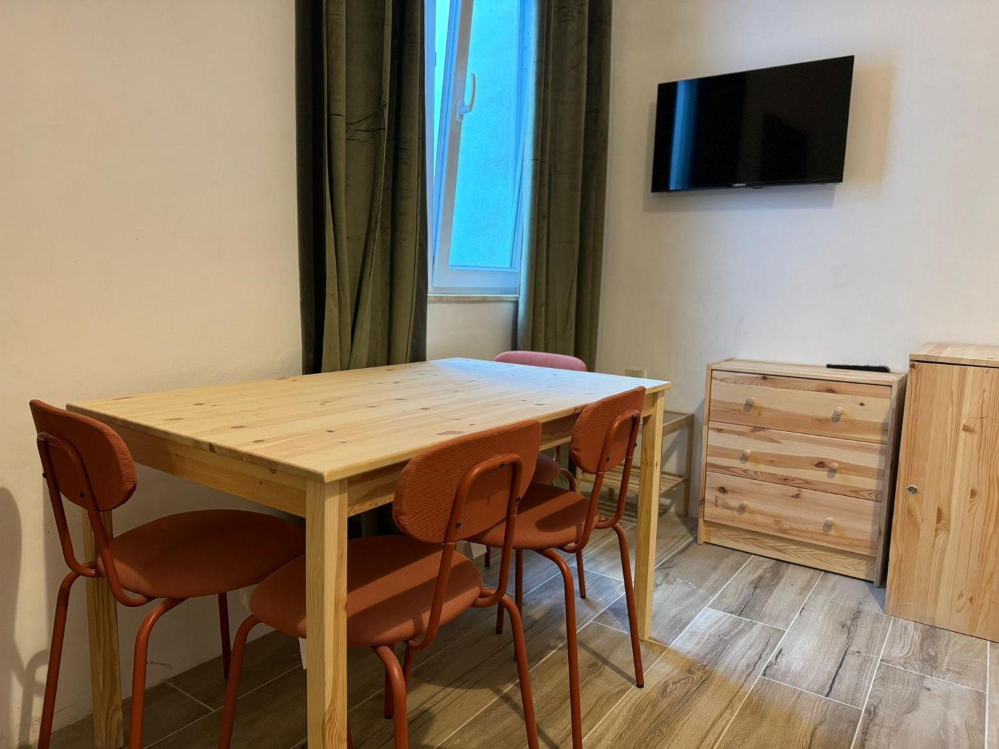 Dragon'S Den Hostel Balzan Ngoại thất bức ảnh
